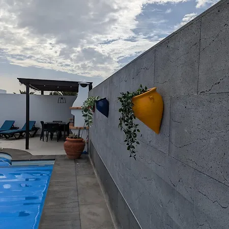 Lanzahost Casa Patricio Costa Teguise