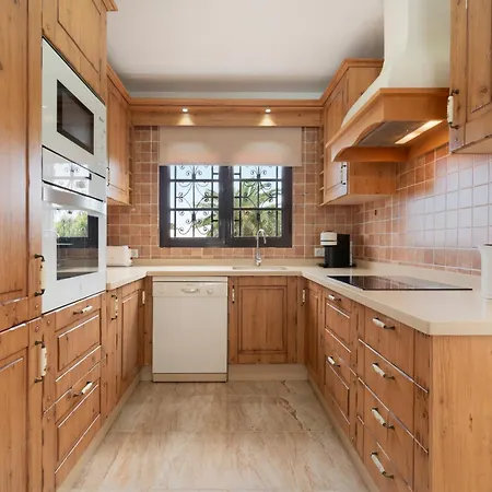 Lanzahost Casa Patricio